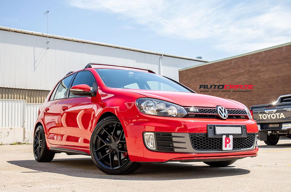 VOLKSWAGEN GOLF FLG MATTE BLACK